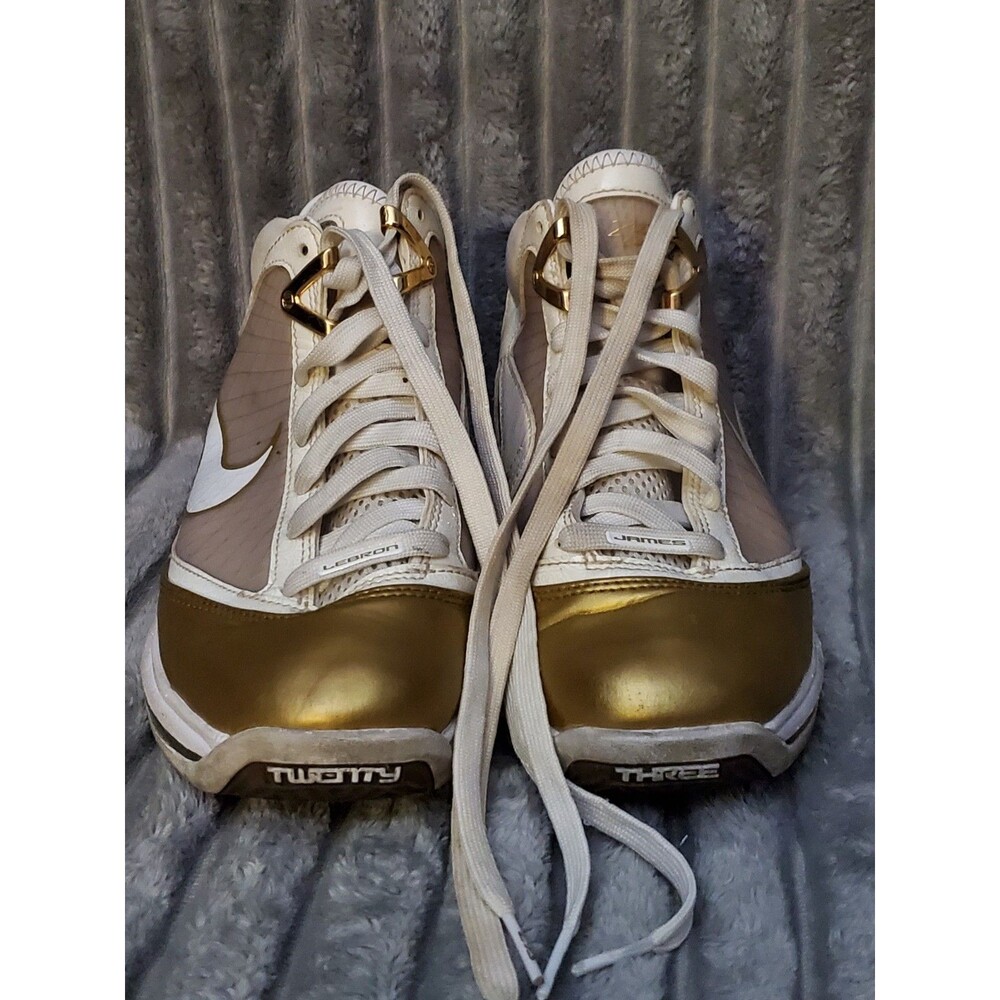 Nike LeBron VII White Gold Basketball Sneakers Youth 5Y High Top CK0719-100